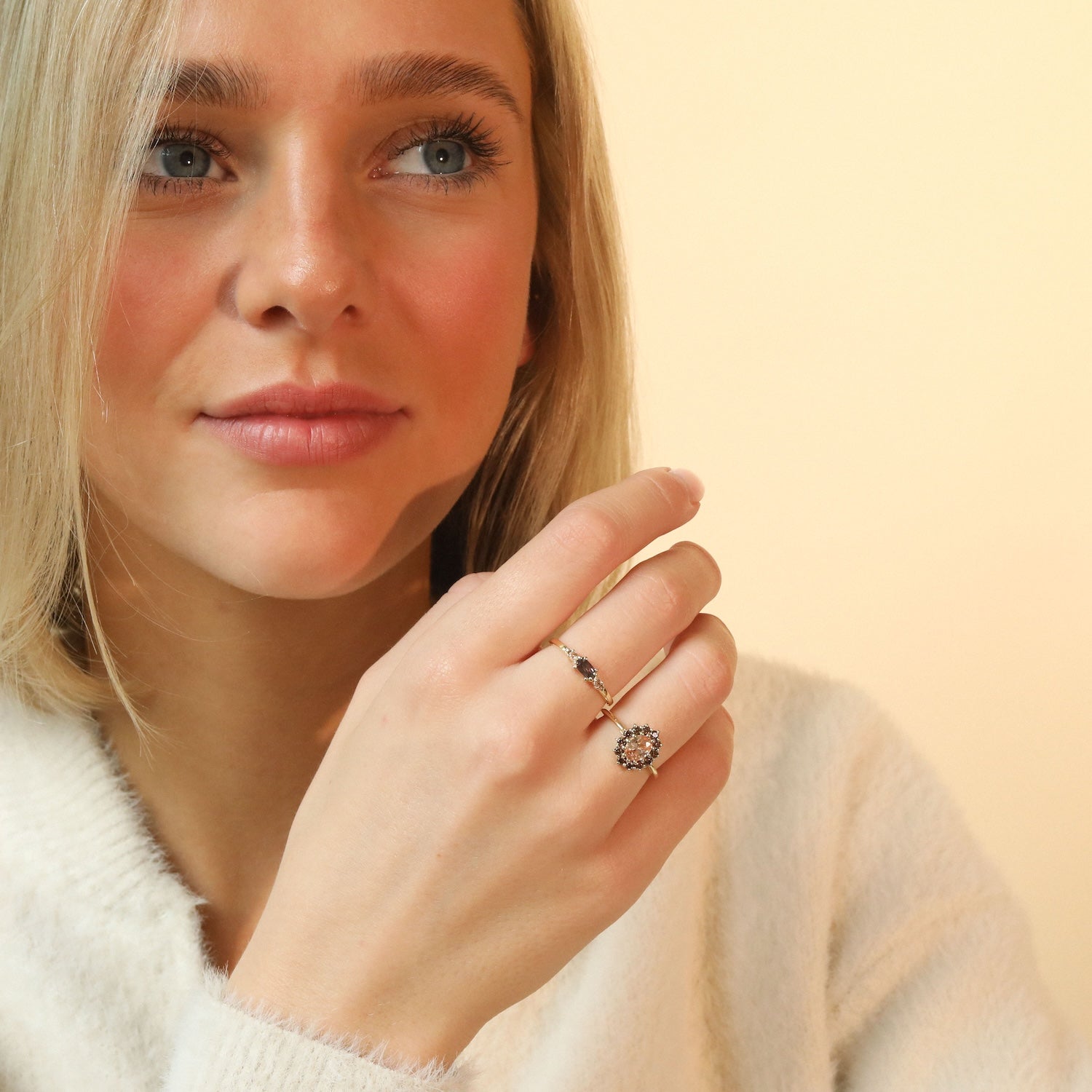 Lady Diana Ring Brown